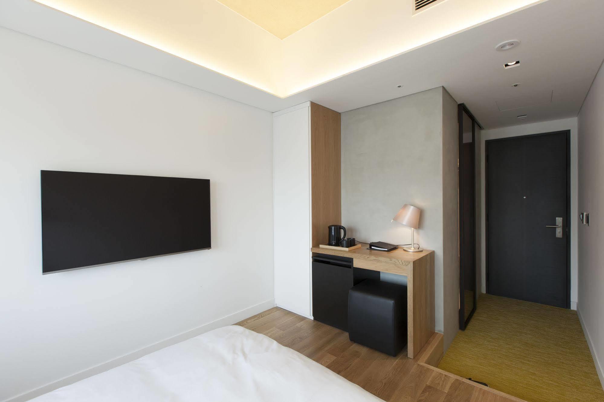 Stayb Hotel Myeongdong Seoul Bagian luar foto