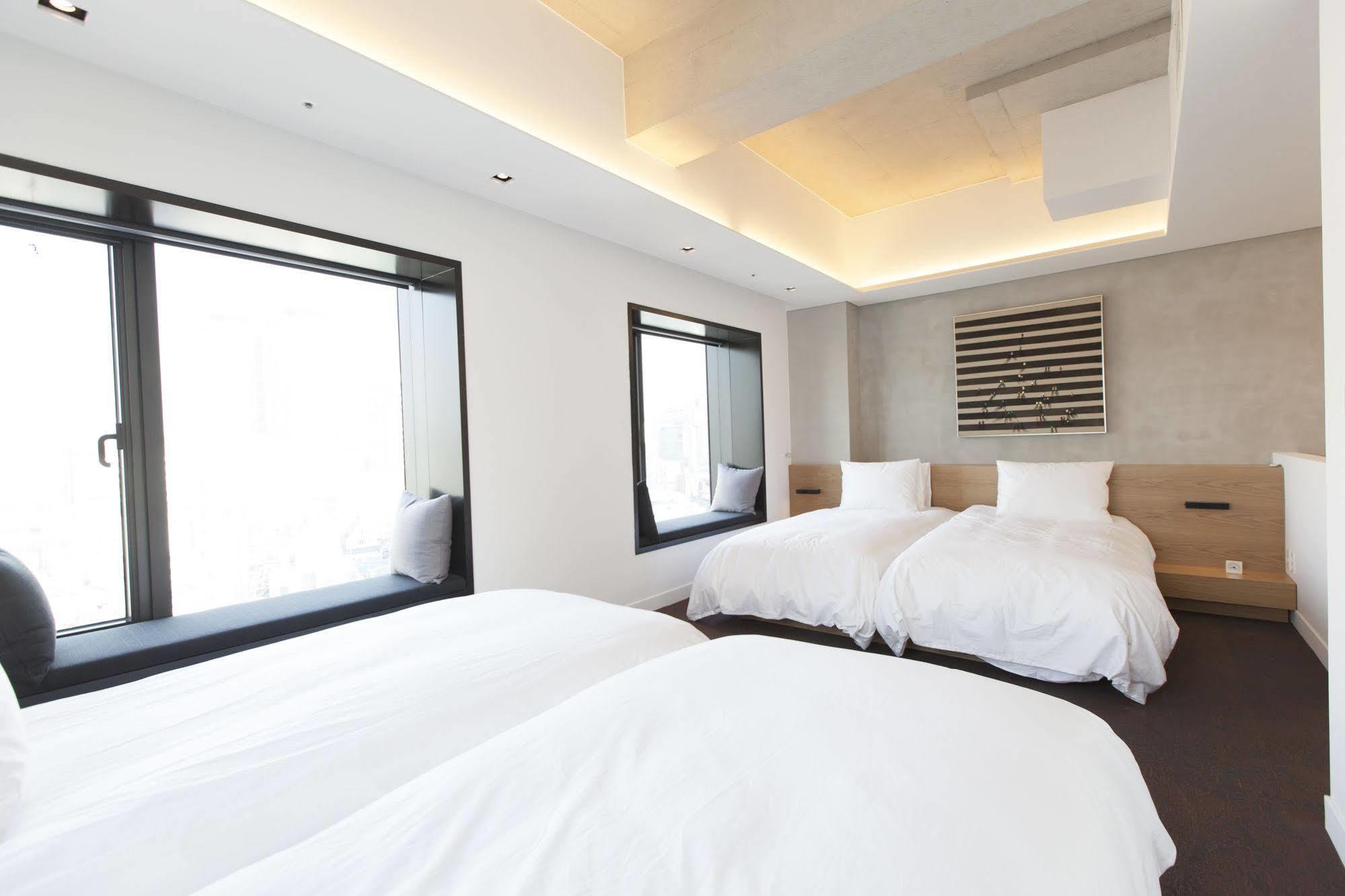 Stayb Hotel Myeongdong Seoul Bagian luar foto